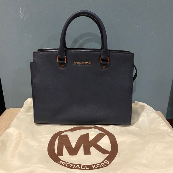 Michael Kors Handbag Navy Blue - Picture 1 of 4